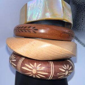Elegant Wooden and Shell Bangle Set